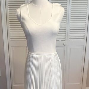 Elie Tahari, NWT, white summer dress, size Small